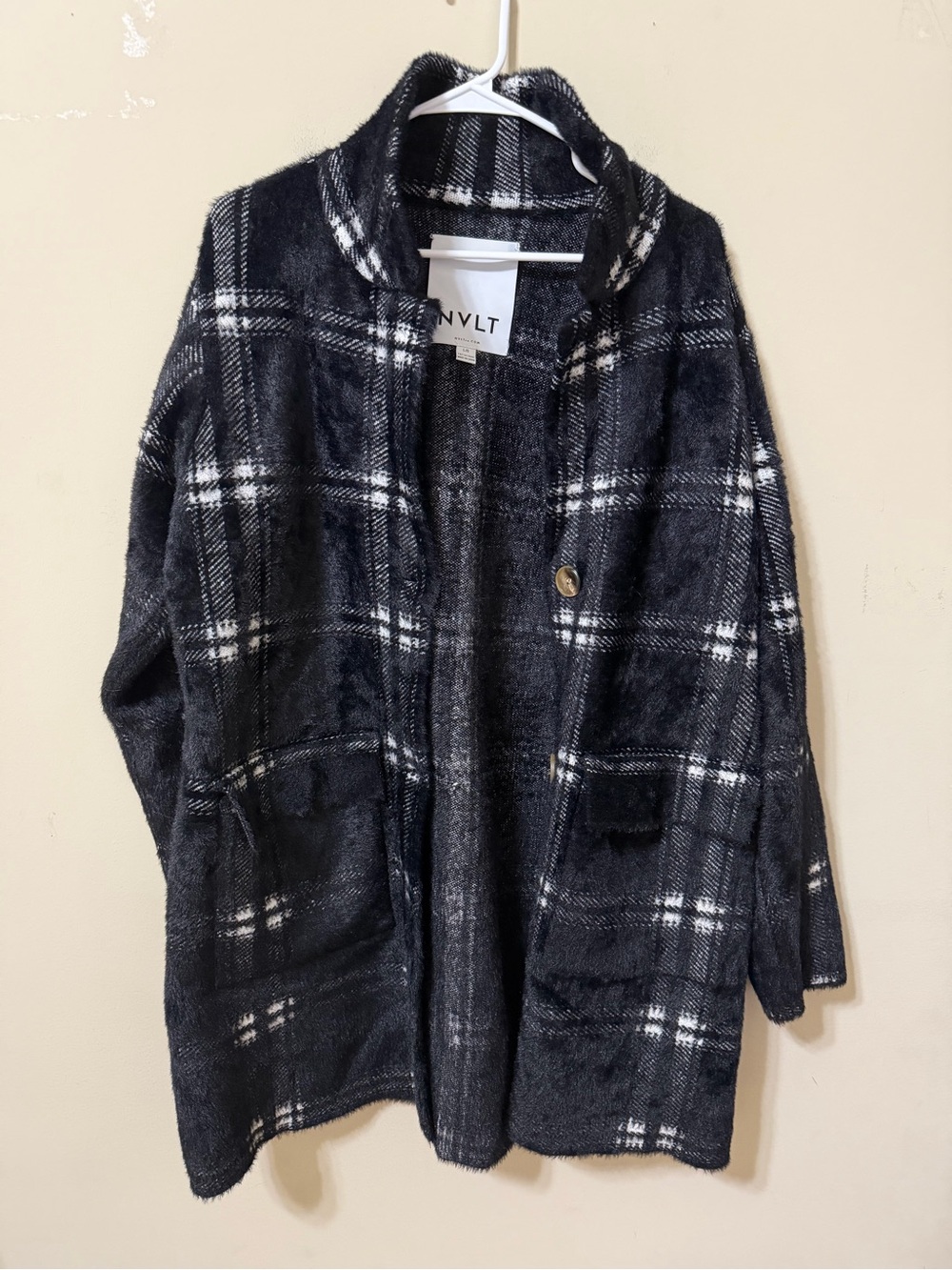 NVLT Anthropologie womens teddy Black & White Plaid Coat Jacket large cozy soft